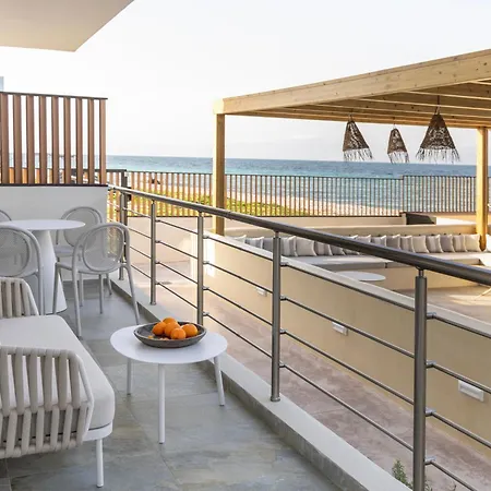 Daire Cavo Dio 4 - Beachfront Bliss - Cozy Pool Sunsets