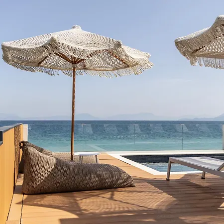 Апартаменты Cavo Dio 4 - Beachfront Bliss - Cozy Pool Sunsets