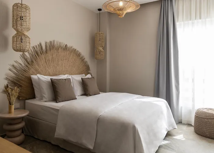 Cavo Dio 4 - Beachfront Bliss - Cozy Pool Sunsets