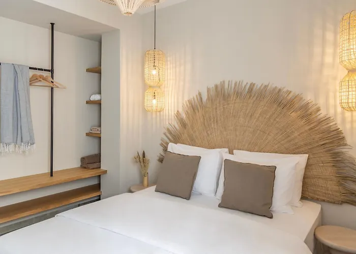 Cavo Dio 4 - Beachfront Bliss - Cozy Pool Sunsets 아파트 Dhiminio