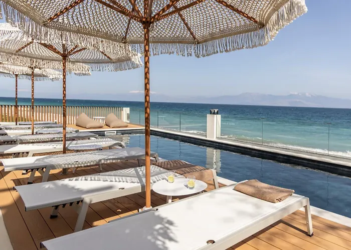 Cavo Dio 4 - Beachfront Bliss - Cozy Pool Sunsets *